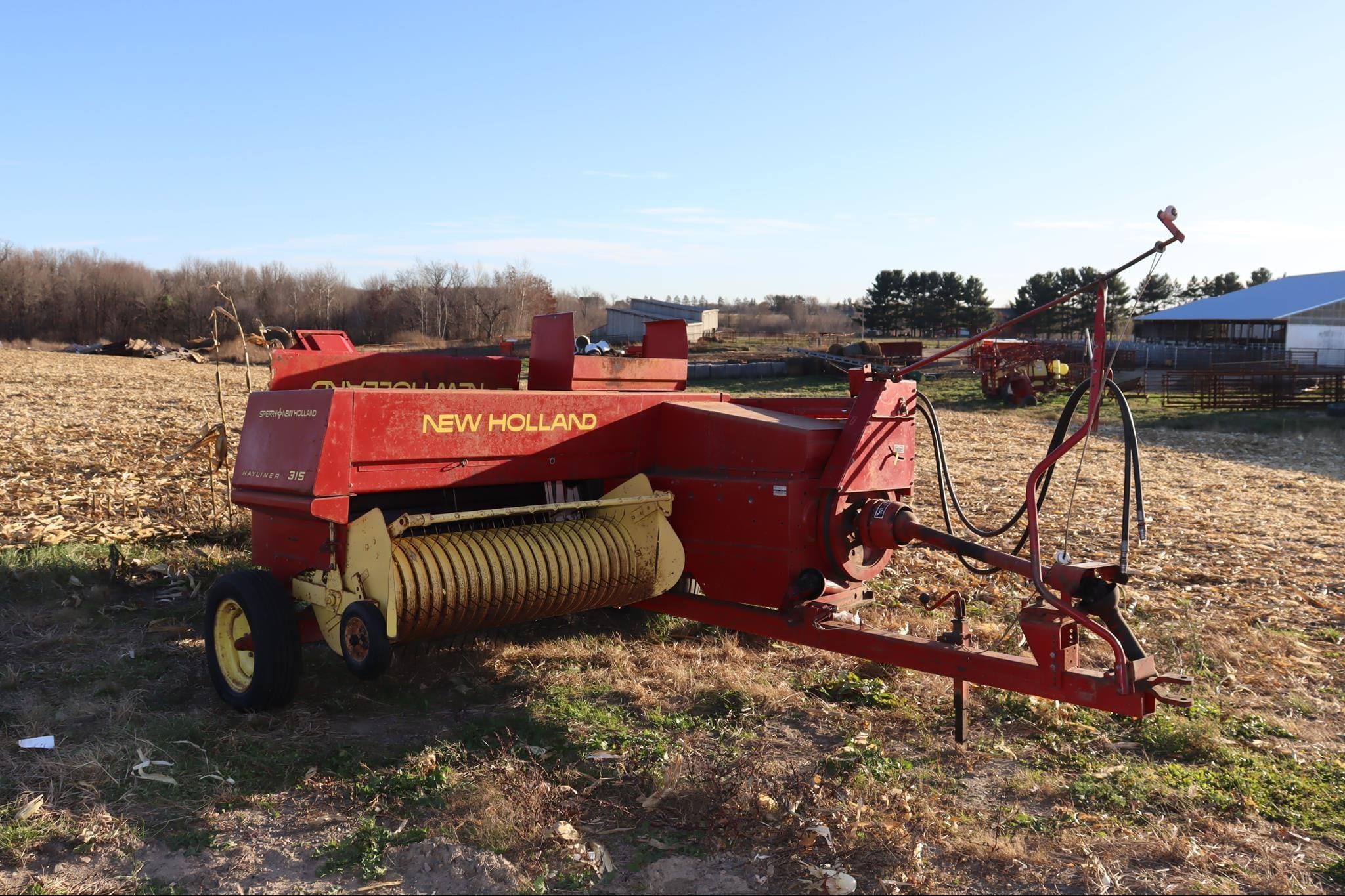 New Holland 315 Equipment Image0