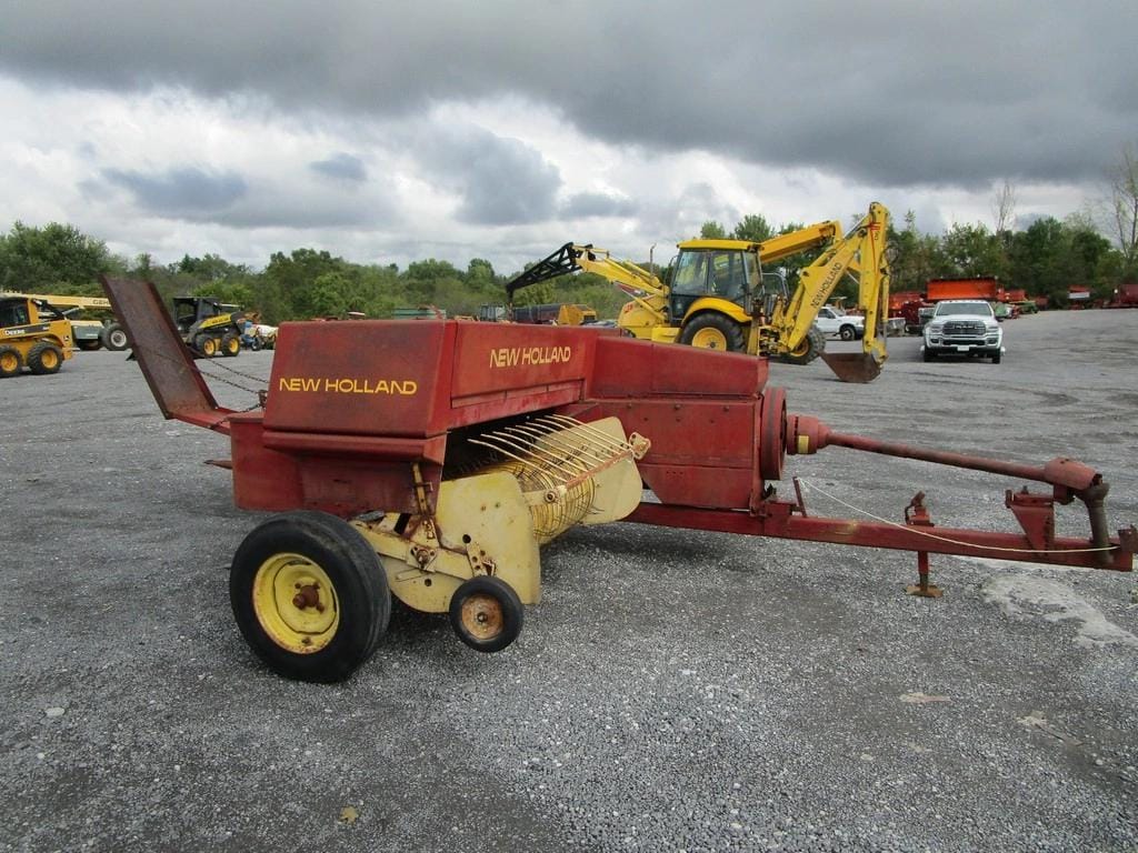 Main image New Holland 315