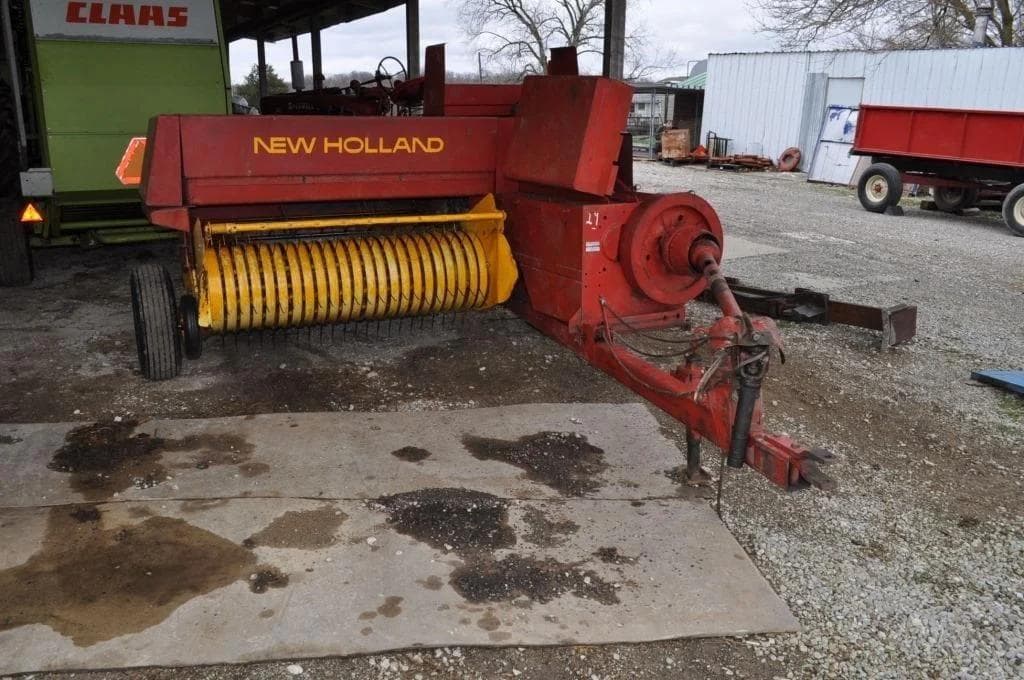 Image of New Holland 315 Primary image