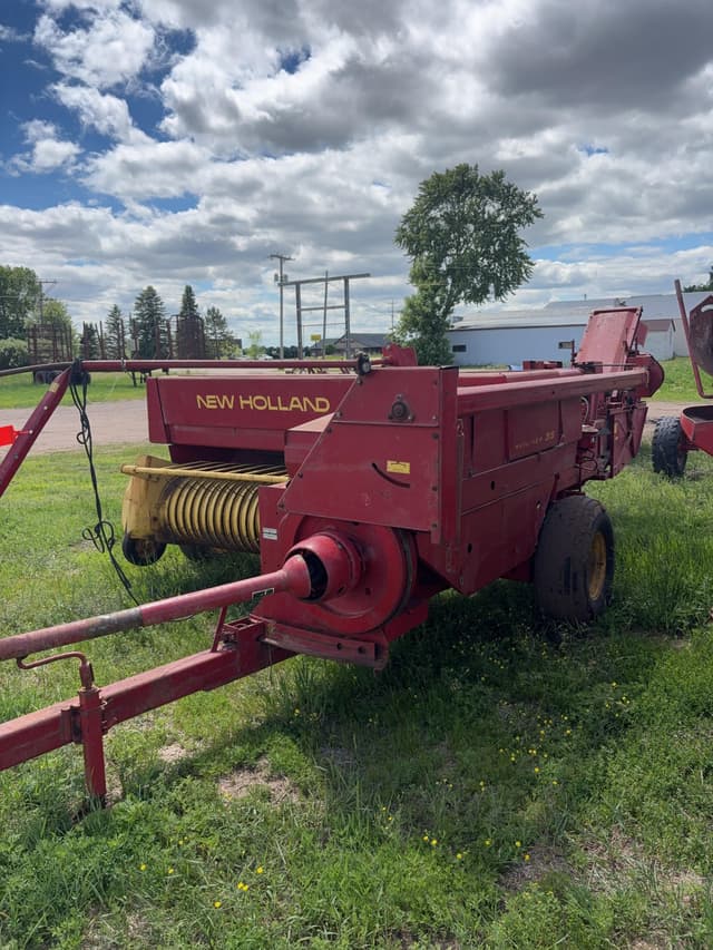 Image of New Holland 315 equipment image 1