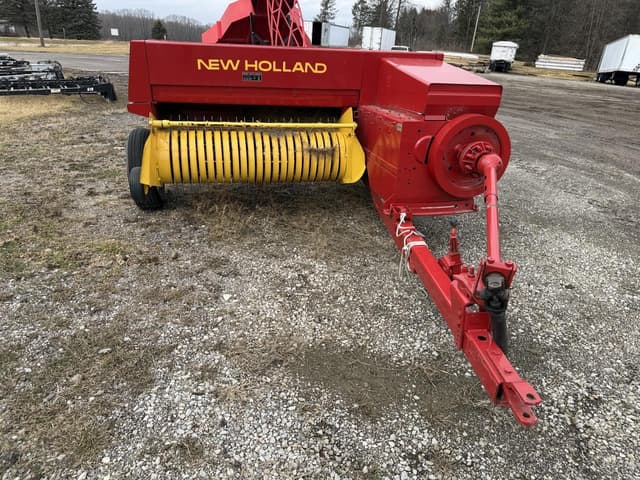 Image of New Holland 315 equipment image 1