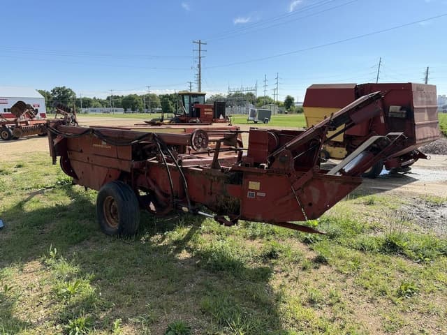 Image of New Holland 316 equipment image 3