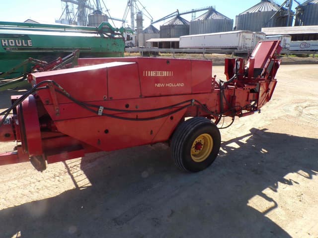 Image of New Holland 316 equipment image 3