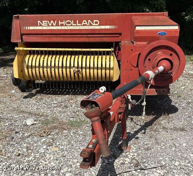 Image of New Holland 316 equipment image 1