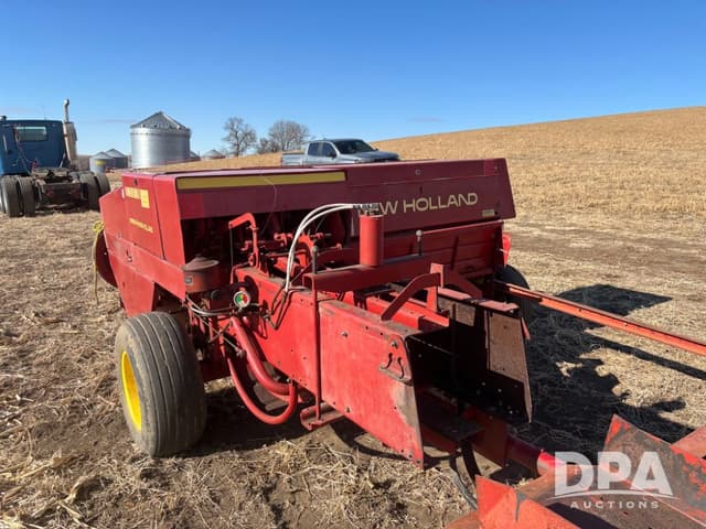 Image of New Holland 316 equipment image 3