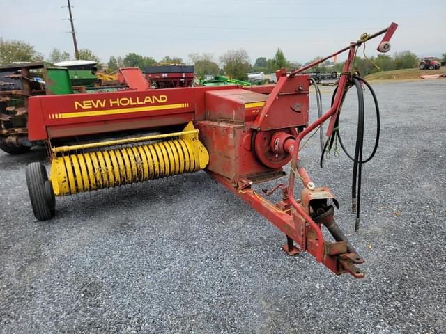 Image of New Holland 316 equipment image 2