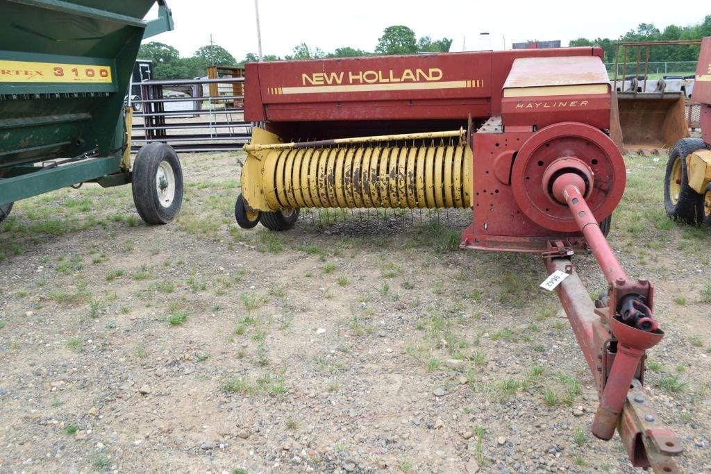 New Holland 316 Equipment Image0