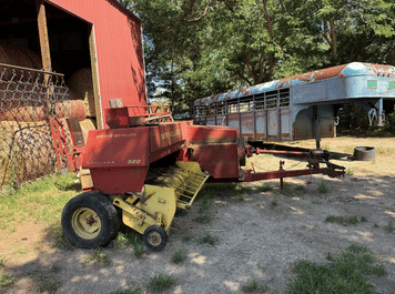 Main image New Holland 320