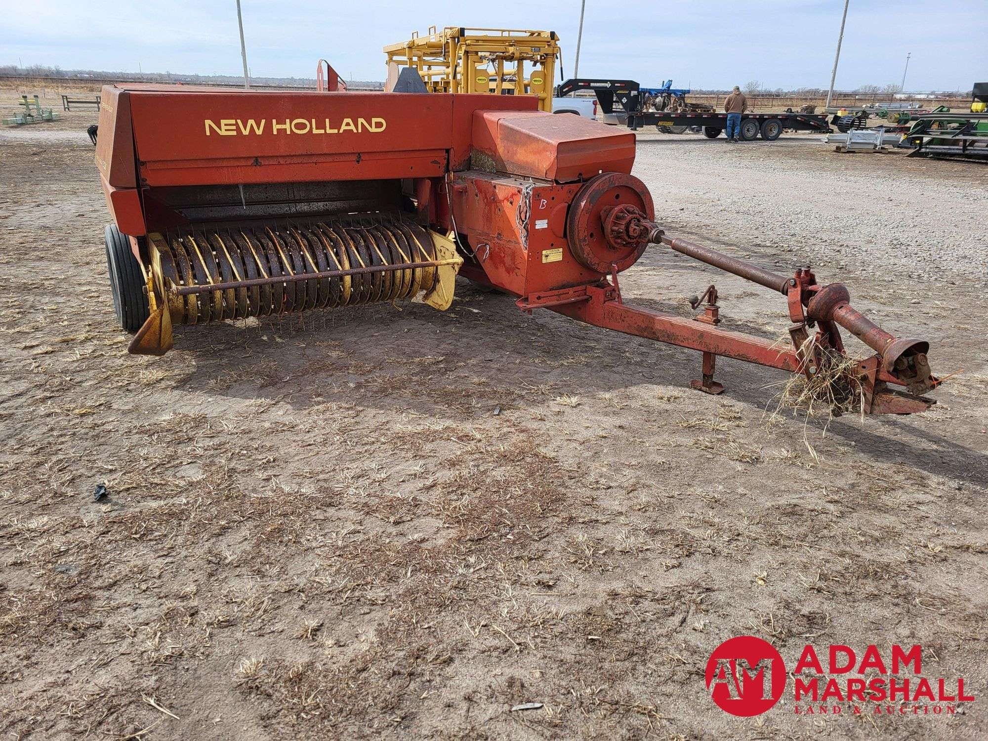 New Holland 320 Equipment Image0