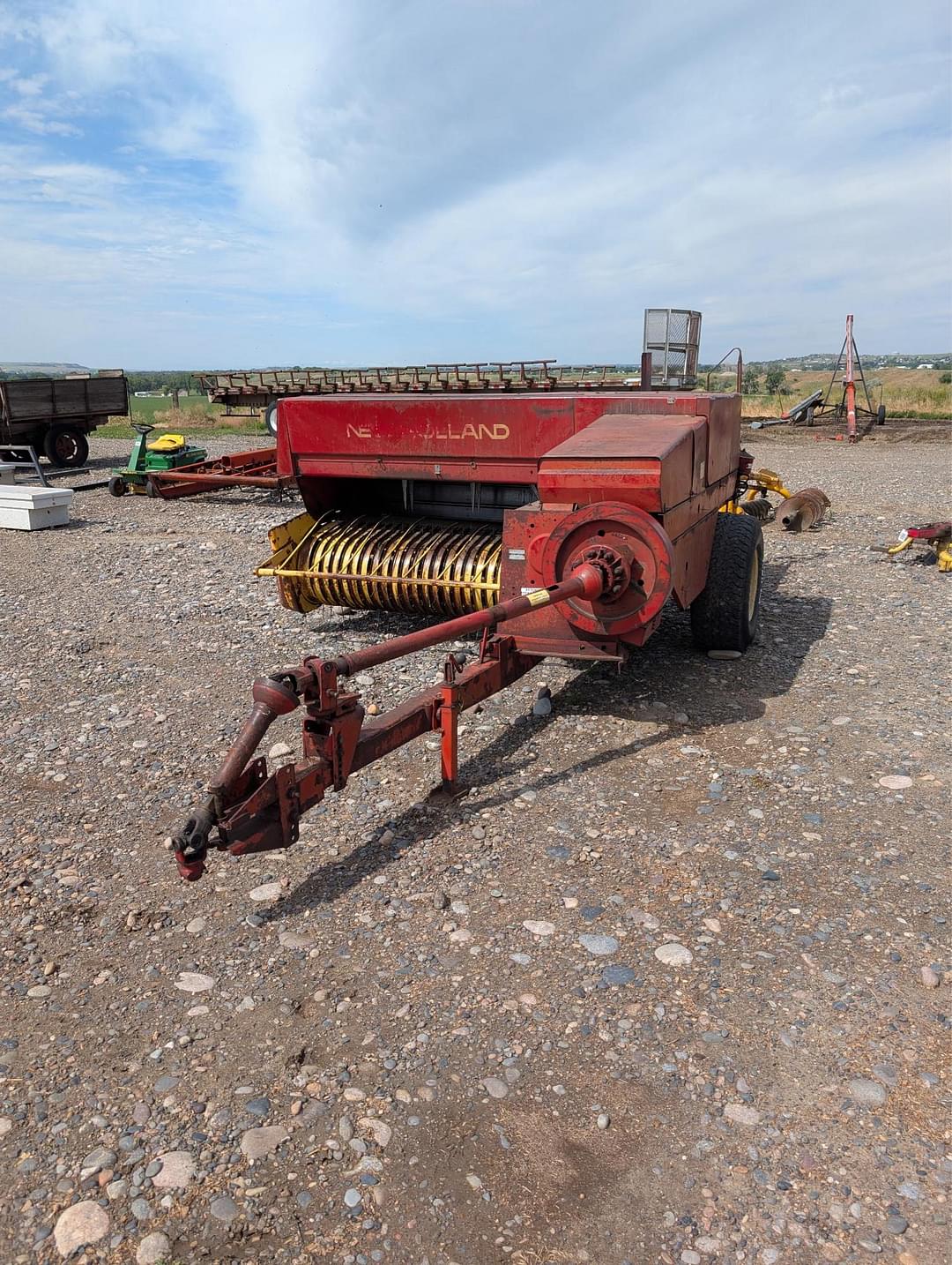 Image of New Holland 320 Primary image