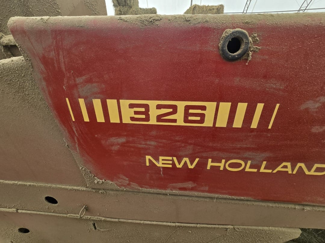 Main image New Holland 326