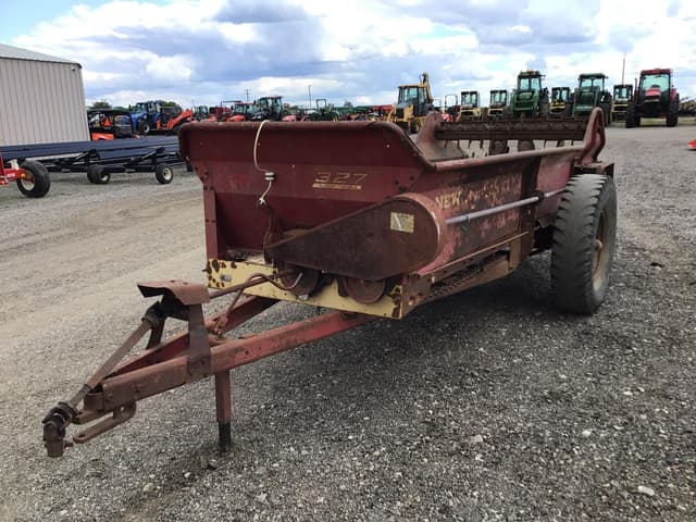 Image of New Holland 327T equipment image 1