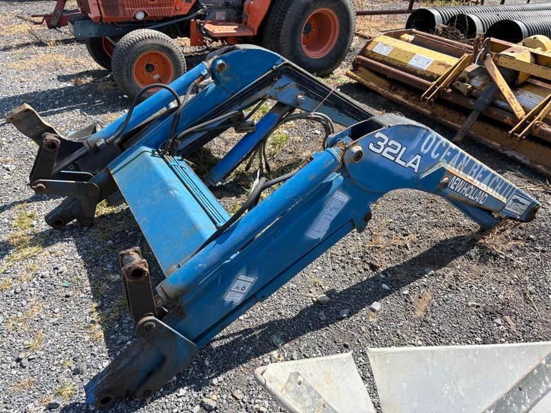 Image of New Holland 32LA Primary image