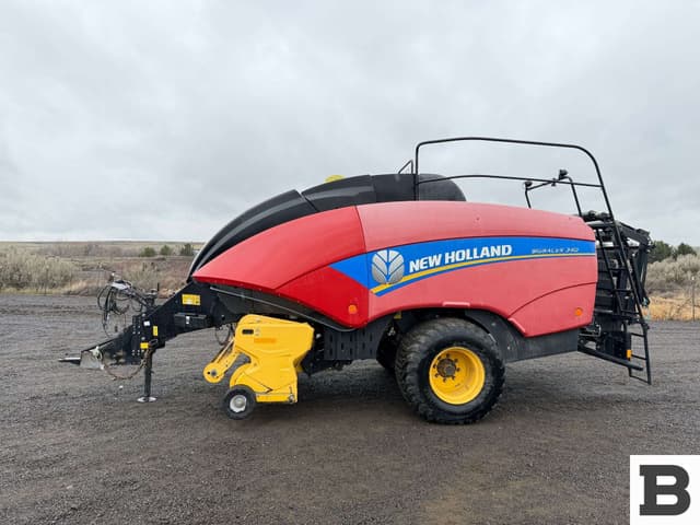 Image of New Holland Big Baler 340 equipment image 1