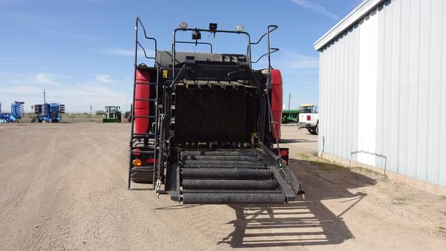 Image of New Holland Big Baler 340 equipment image 4