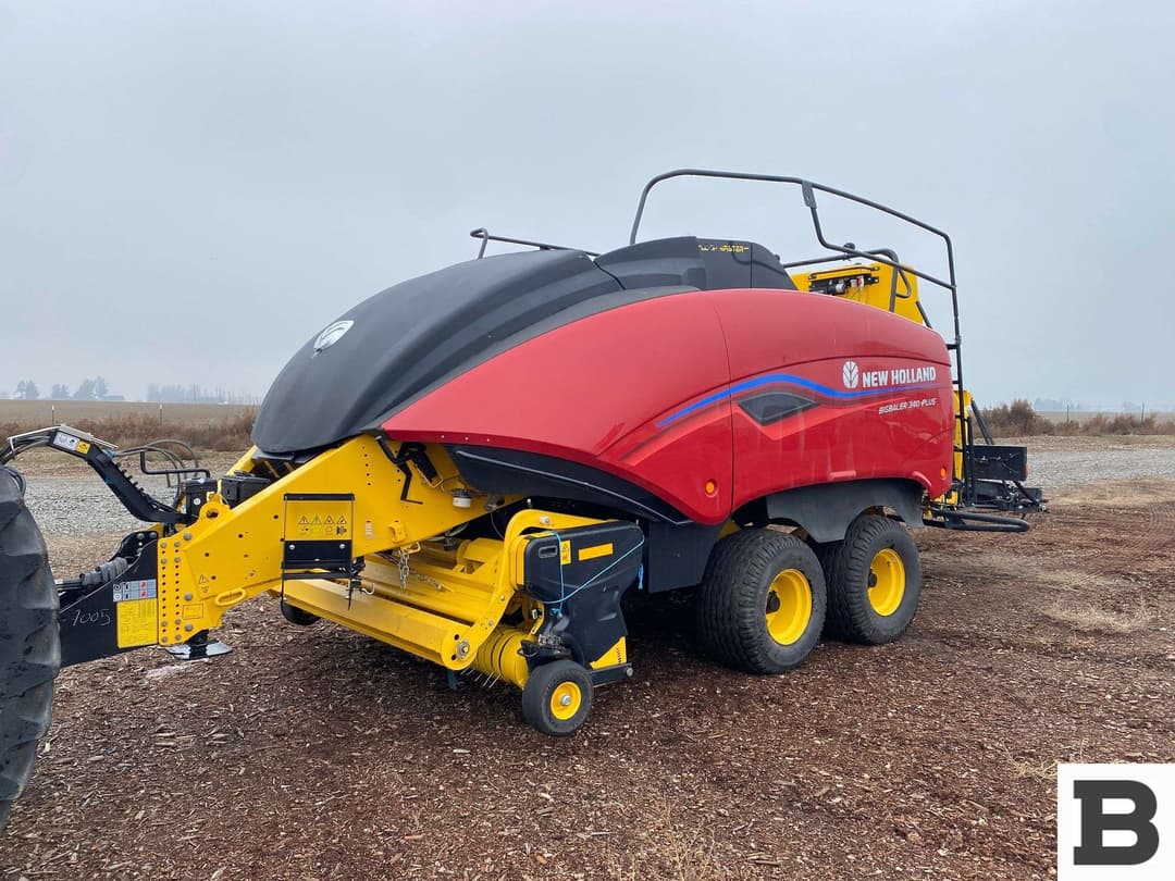 Image of New Holland Big Baler 340 Plus Primary image