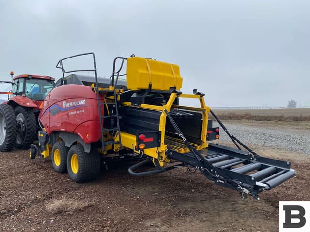 Image of New Holland Big Baler 340 Plus equipment image 2