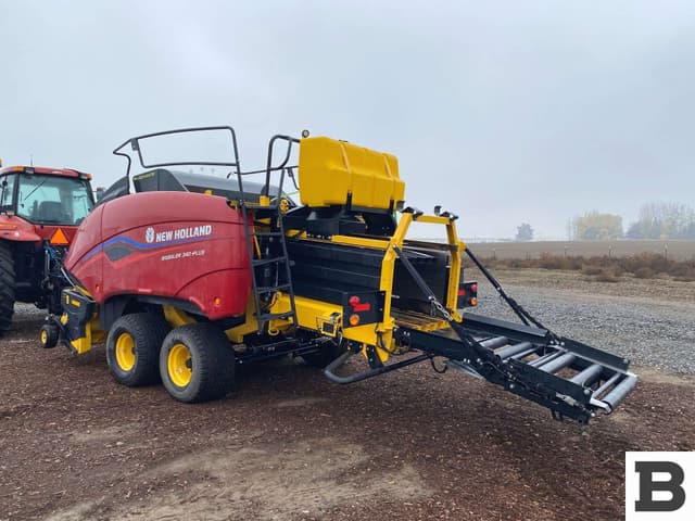 Image of New Holland Big Baler 340 Plus equipment image 2
