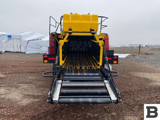 Image of New Holland Big Baler 340 Plus equipment image 3