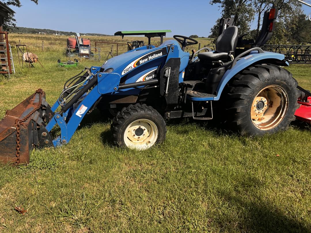 Image of New Holland TC35DA Primary image