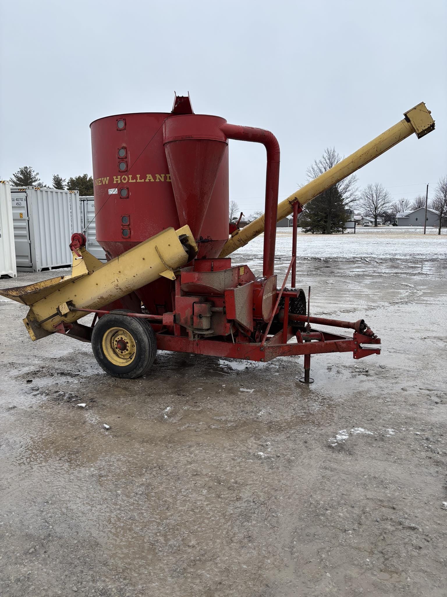 Main image New Holland 351