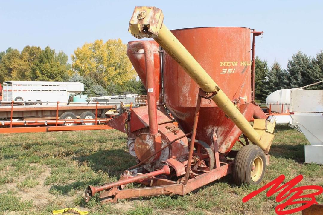 Image of New Holland 351 Primary image