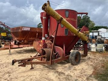 Main image New Holland 352