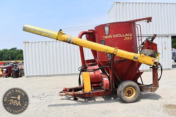 Image of New Holland 353 equipment image 1