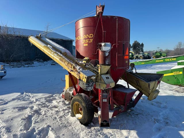 Image of New Holland 353 equipment image 1