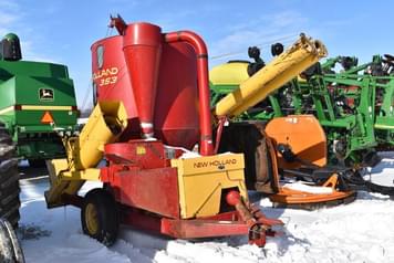 Main image New Holland 353