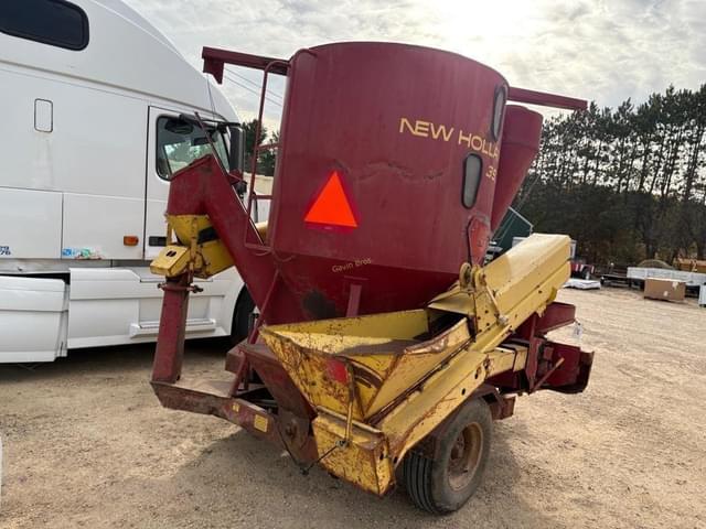 Image of New Holland 353 equipment image 2