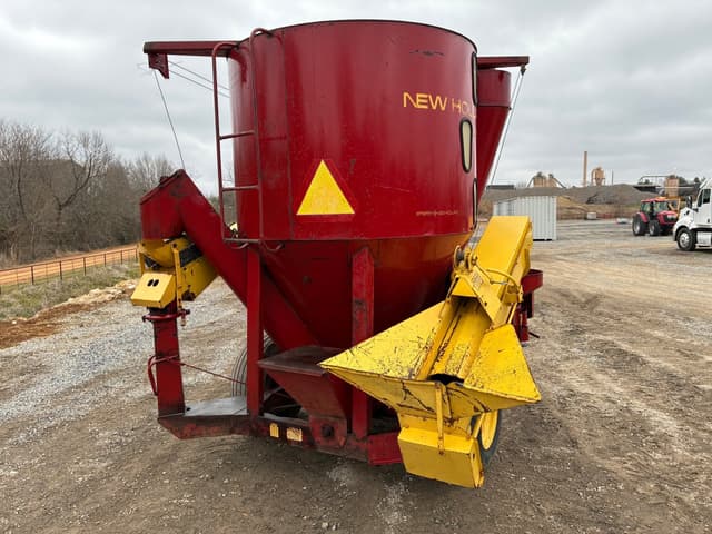 Image of New Holland 354 equipment image 3