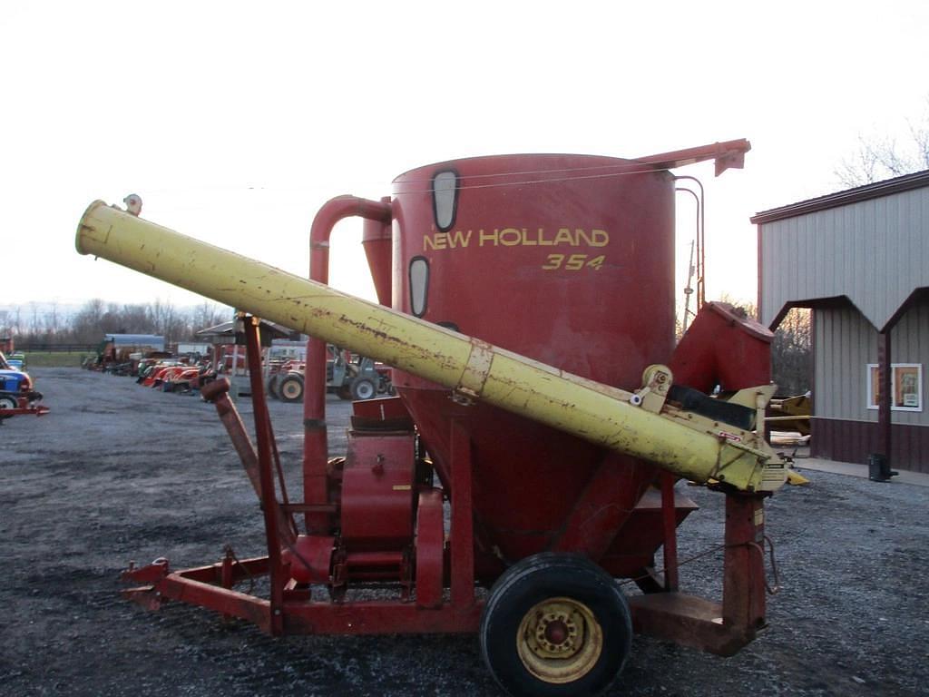 Image of New Holland 354 Primary image