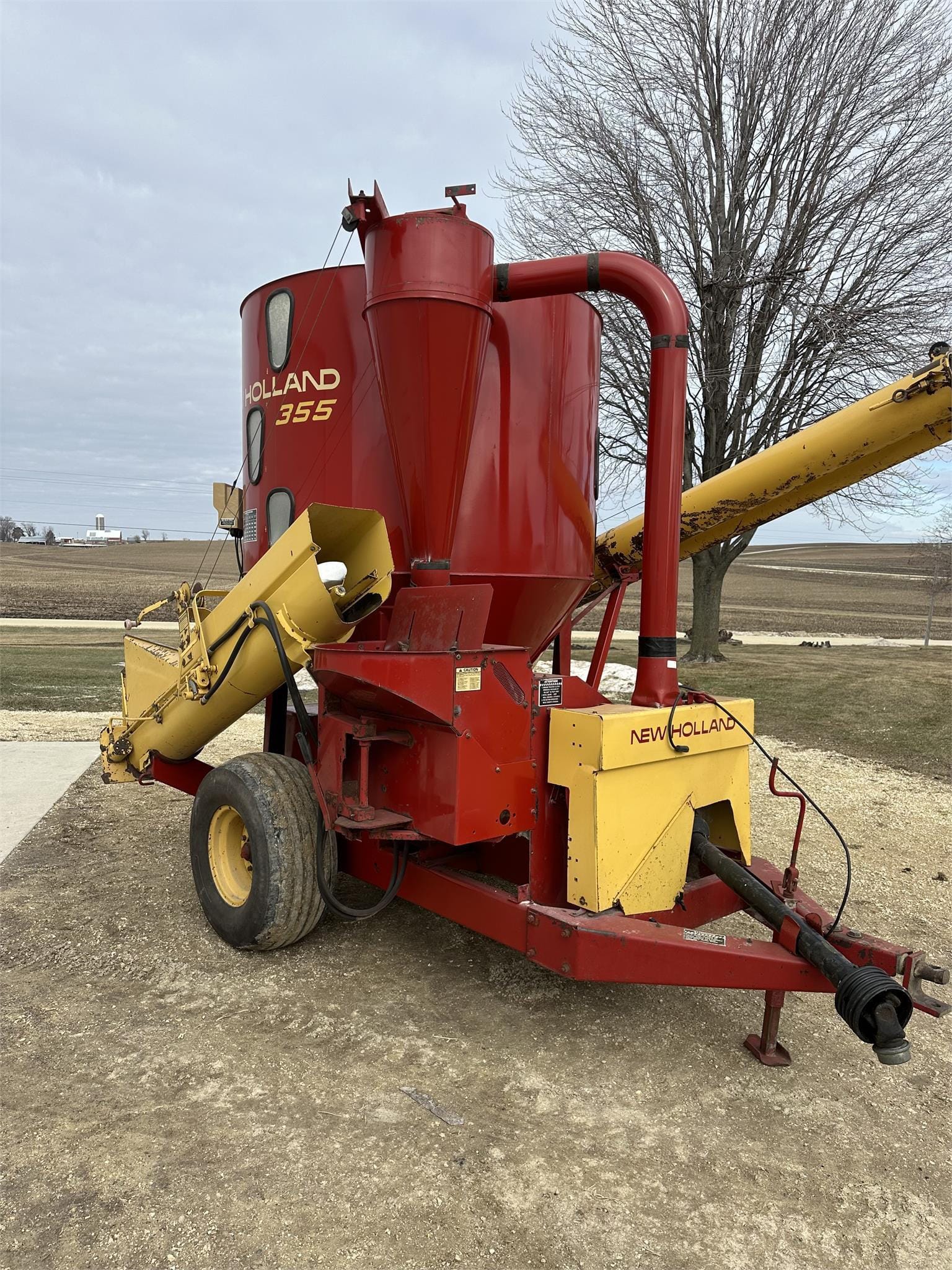 Main image New Holland 355