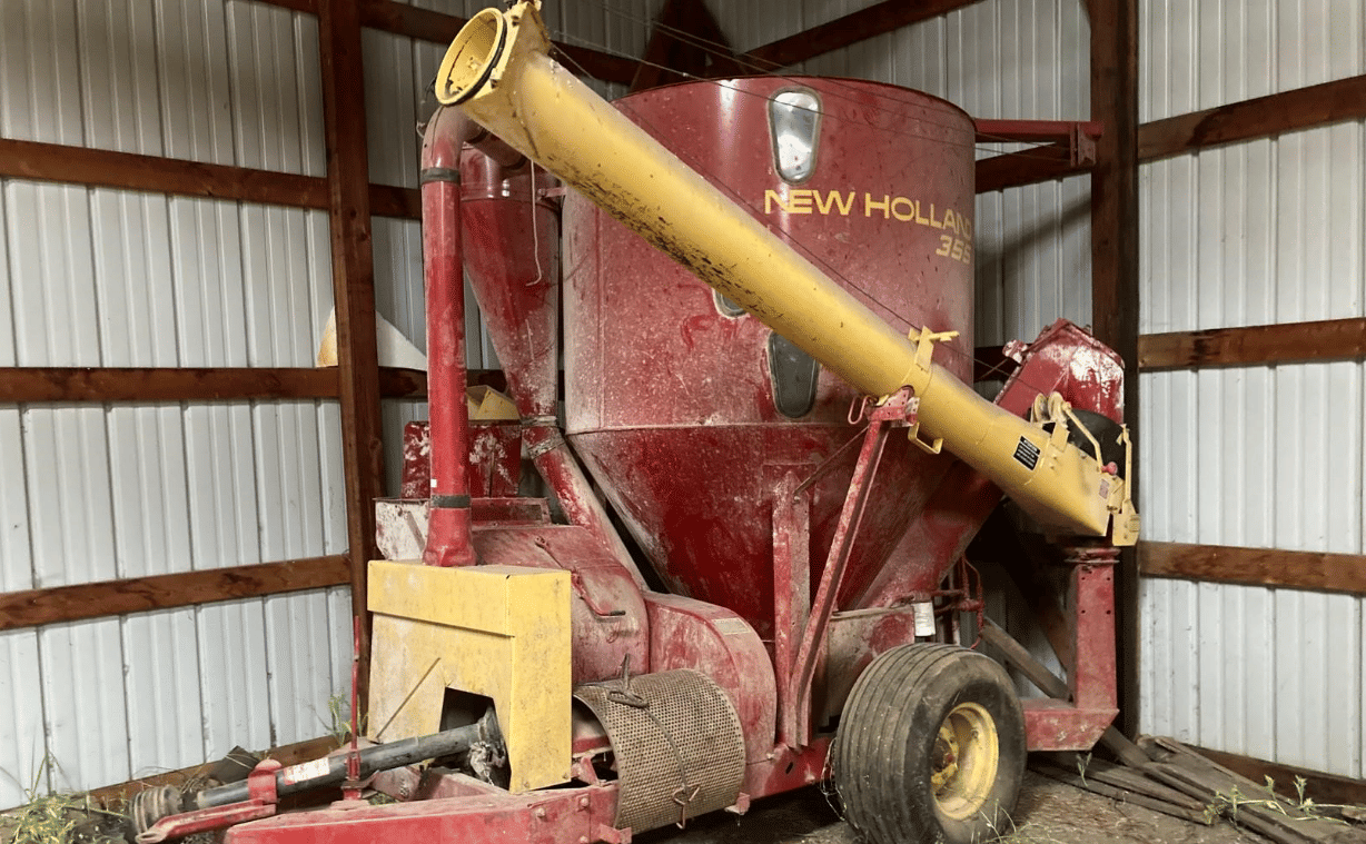 Main image New Holland 355