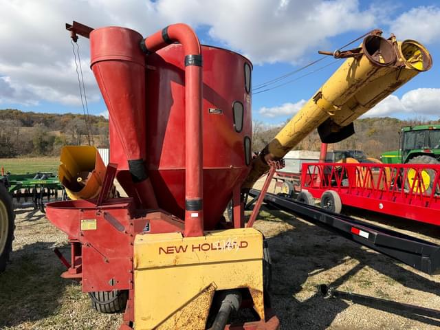 Image of New Holland 355 equipment image 1