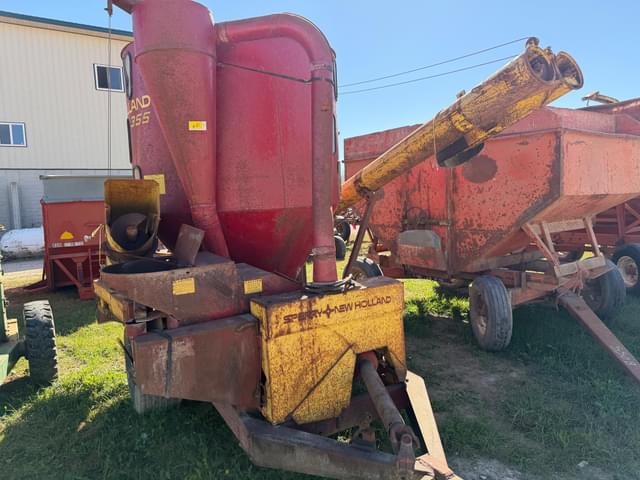 Image of New Holland 355 equipment image 1