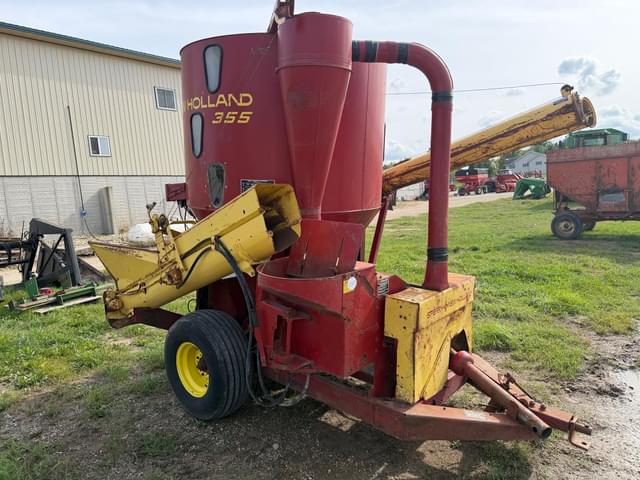 Image of New Holland 355 equipment image 3