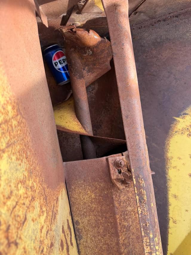 Image of New Holland 355 equipment image 2