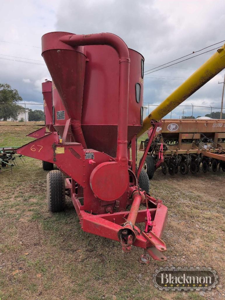 Image of New Holland 355 Image 0