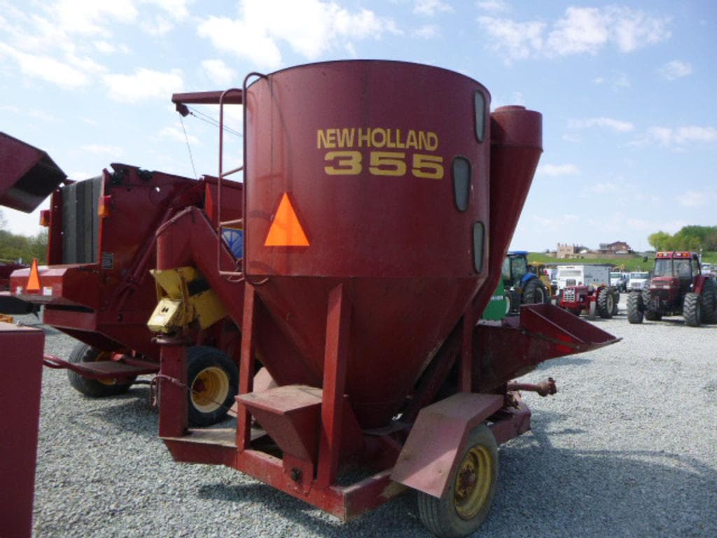 New Holland 355 Hay and Forage Grinders/Mixers for Sale Tractor Zoom