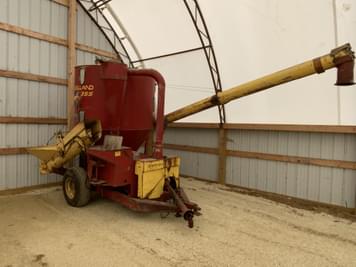 Main image New Holland 355