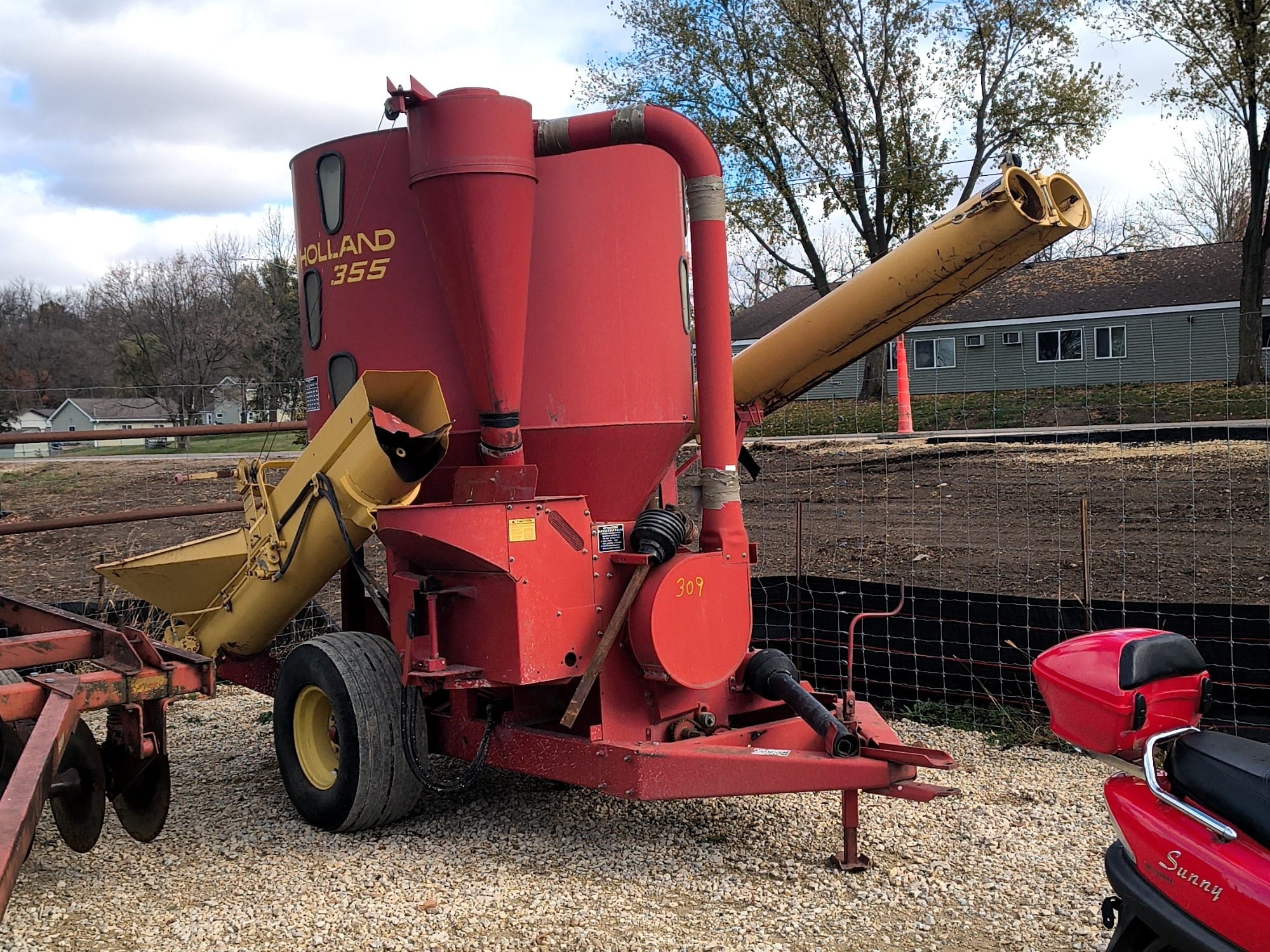 New Holland 355 Equipment Image0