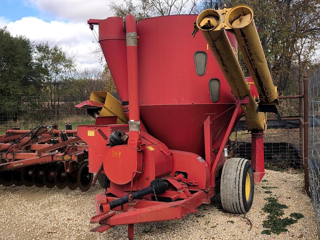 Image of New Holland 355 Image 1