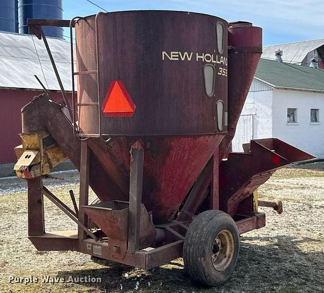 Image of New Holland 355 equipment image 4