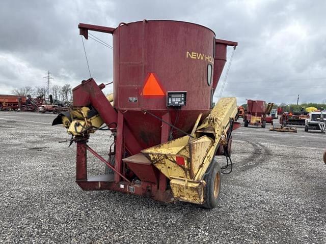 Image of New Holland 355 equipment image 2