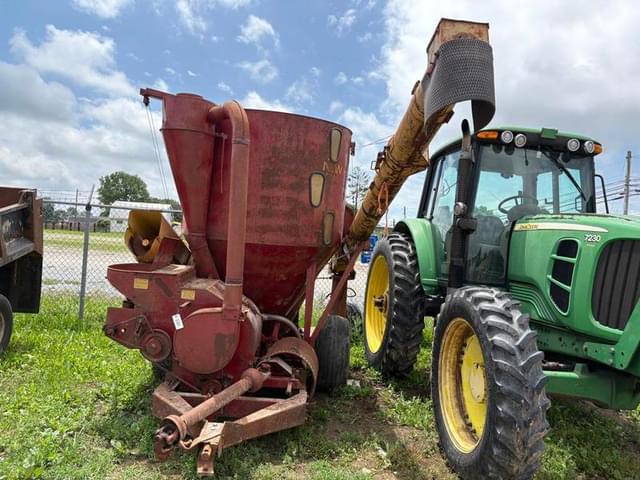 Image of New Holland 355 equipment image 1