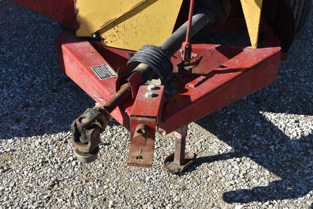 Image of New Holland 355 equipment image 3