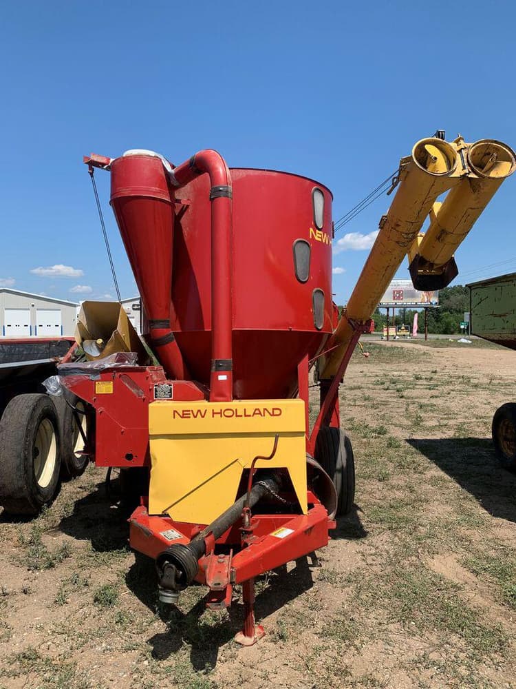 New Holland 355 Hay and Forage Grinders/Mixers for Sale Tractor Zoom