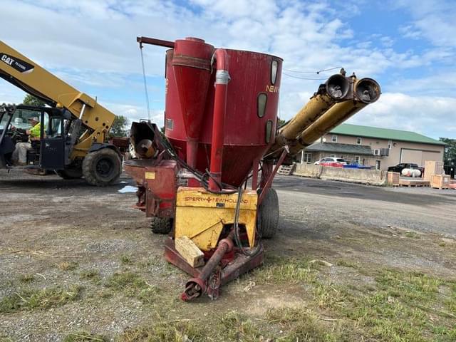 Image of New Holland 355 equipment image 2